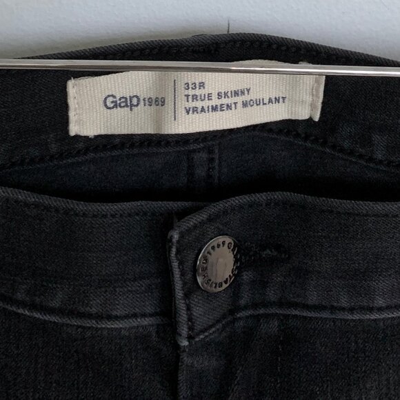 Gap Super Slimming Real Skinny 33 / 16 Matte Black faded jeans - Picture 9 of 10